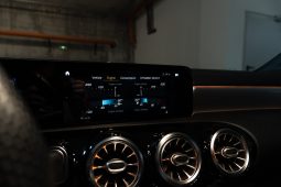 
										Mercedes-AMG CLA 35 4MATIC DCT full									