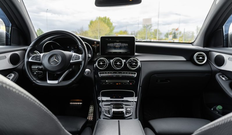 
								Mercedes-Benz GLC Coupe 220d 4Matic AMG-Line full									