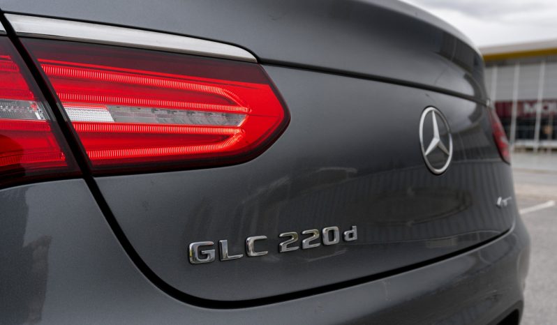 
								Mercedes-Benz GLC Coupe 220d 4Matic AMG-Line full									