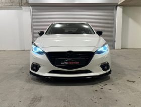 Mazda 3 2.2 SkyActiv-D Automatic Sports-Line Black Limited