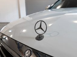 
										Mercedes-Benz C180 Elegance full									