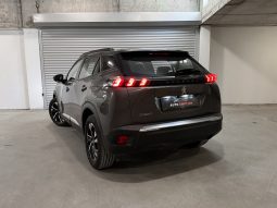 
										Peugeot 2008 1.5 Blue-HDI Allure full									