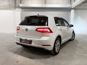 Volkswagen Golf 7.5 2.0 TDI 150 DSG Comfortline