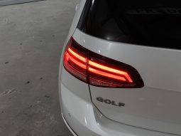 
										Volkswagen Golf 7.5 2.0 TDI 150 DSG Comfortline full									