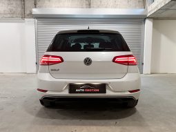 
										Volkswagen Golf 7.5 2.0 TDI 150 DSG Comfortline full									