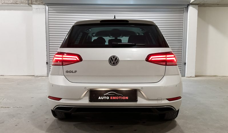 
								Volkswagen Golf 7.5 2.0 TDI 150 DSG Comfortline full									