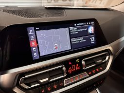 
										BMW 320d Sport Line full									