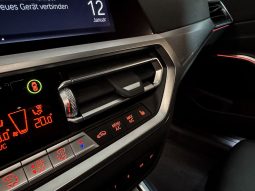 
										BMW 320d Sport Line full									