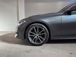 
										BMW 320d Sport Line full									