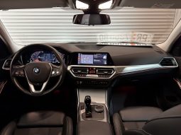 
										BMW 320d Sport Line full									