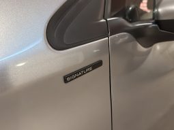 
										Peugeot 208 1.2 PureTech 82 Signature full									