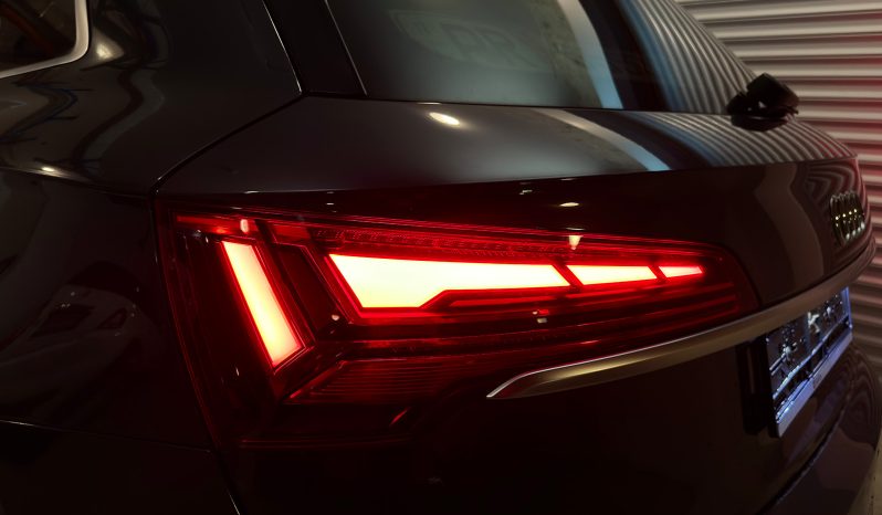 
								Audi Q5 30 TDI S-Tronic Advanced full									