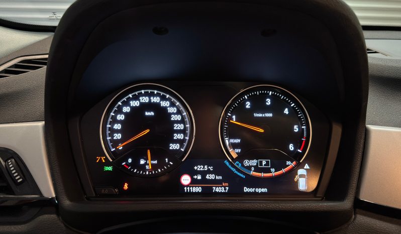 
								BMW X1 18d sDrive Steptronic Design full									