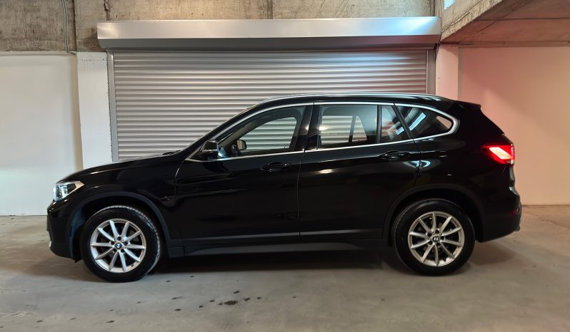 
								BMW X1 18d sDrive Steptronic Design full									