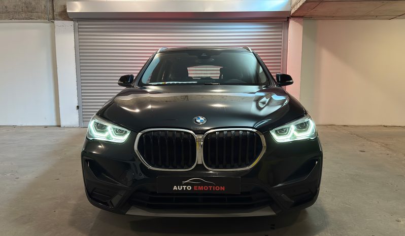 
								BMW X1 18d sDrive Steptronic Design full									