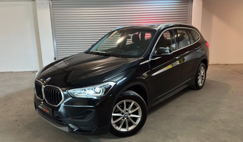 
								BMW X1 18d sDrive Steptronic Design full									