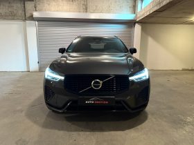 Volvo XC60 B5 AWD Plus Dark