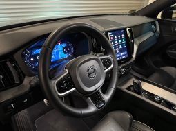 
										Volvo XC60 B5 AWD Plus Dark full									